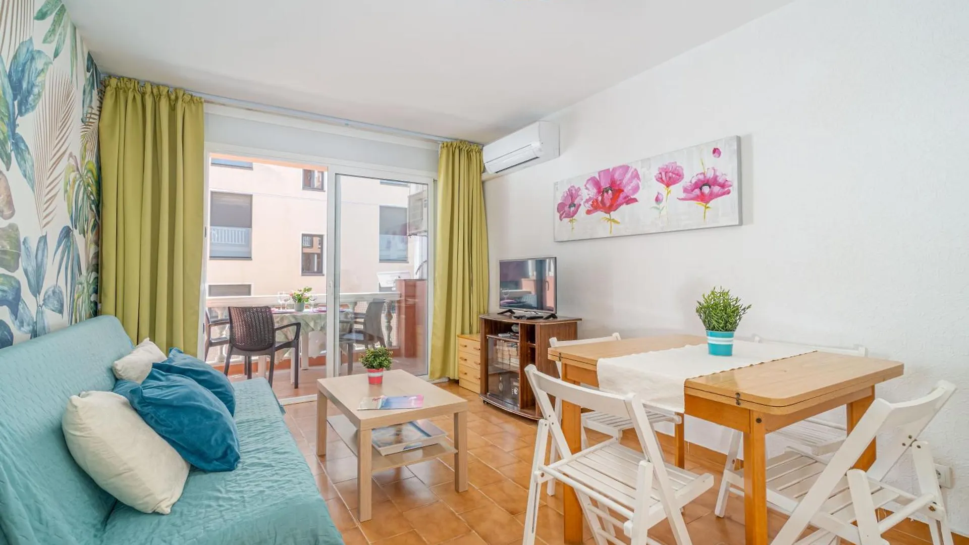 אמפוריבראבה Basic Comfort Apartment Gran Reserva 0070