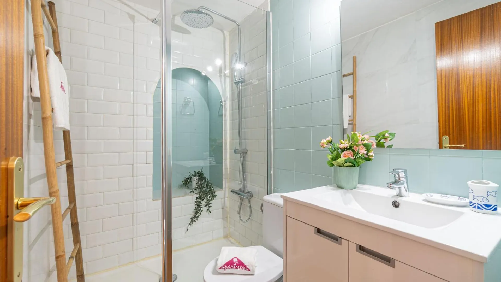 Basic Comfort Apartment Gran Reserva 0070 Empuriabrava Spain